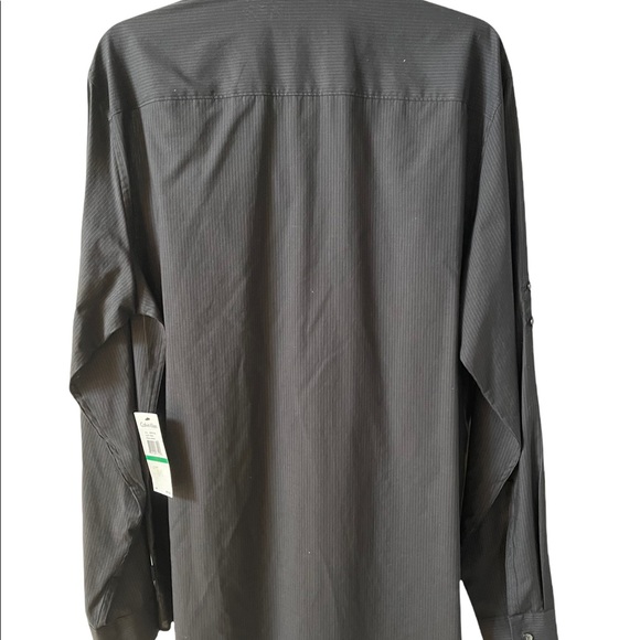 NWT Calvin Klein two front pocket shirt - Picture 3 of 4